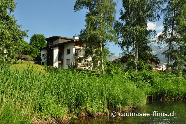 grosse Ferienwohnung am Ufer des Laaxersees