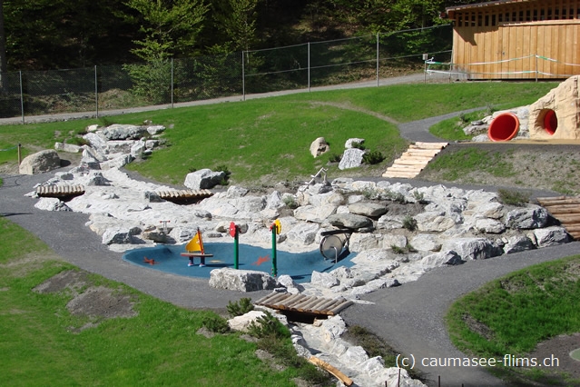 grosser Kinderspielplatz beim Caumasee - Graubnden